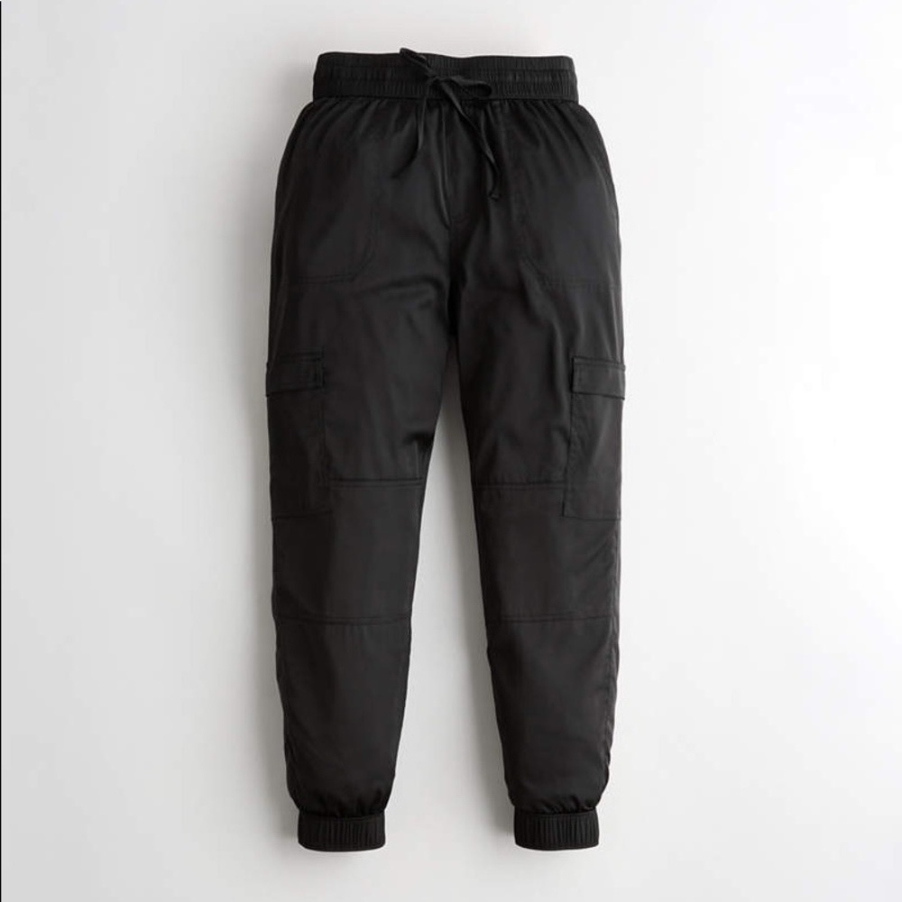 Hollister Ultra High-Rise Satin Joggers